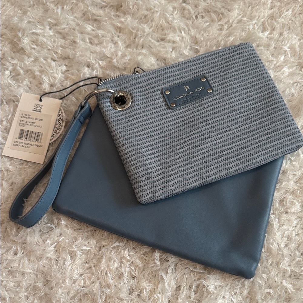 London Fog Blue Wristlet Set new with tags